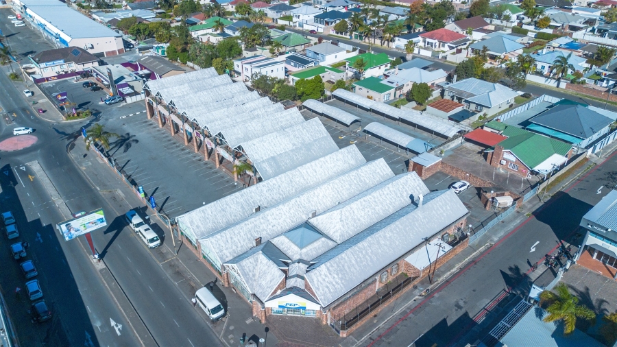 Commercial Property for Sale in Vincent Eastern Cape